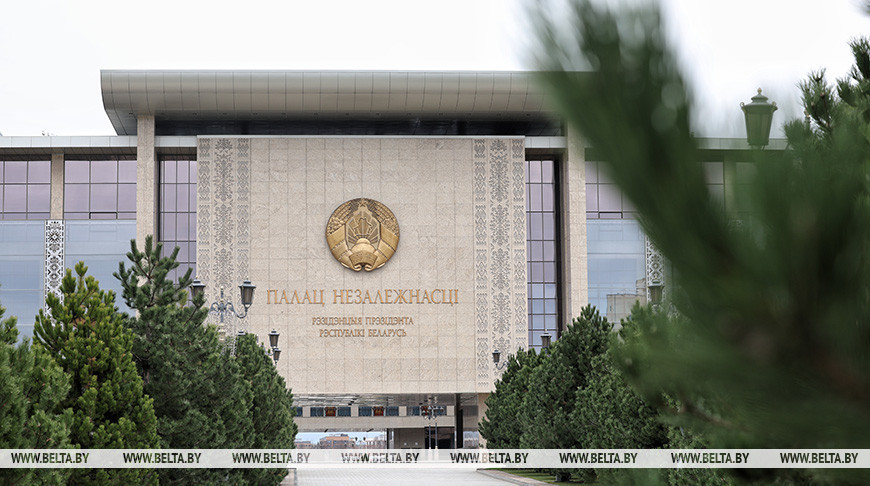 Lukashenko dismisses Belarus' ambassadors to Armenia, Nigeria