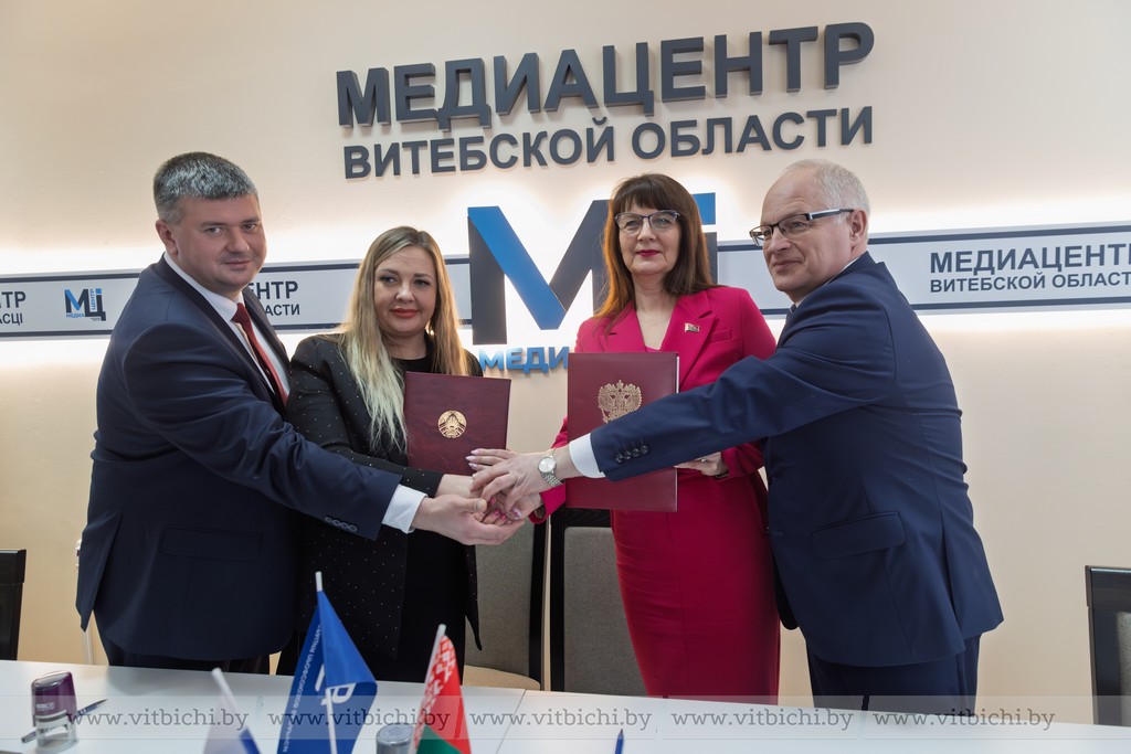 Дагаворы аб супрацоўніцтве паміж абласнымі арганізацыямі двух буйных галіновых прафсаюзаў Віцебшчыны і Пскоўшчыны падпісаны сёння ў Віцебску