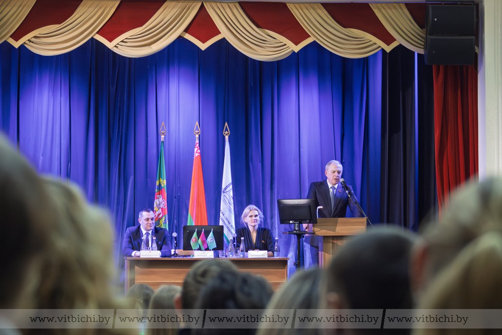 Igor Sergeenko met with students and staff of the Vitebsk Order of the Badge of Honor State Academy of Veterinary Medicine
