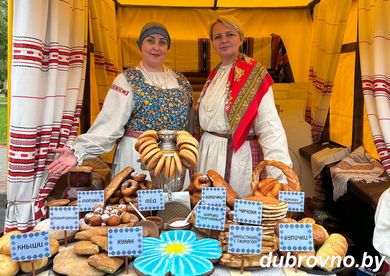 В Дубровно проходит гастрофест «Смачна есці».