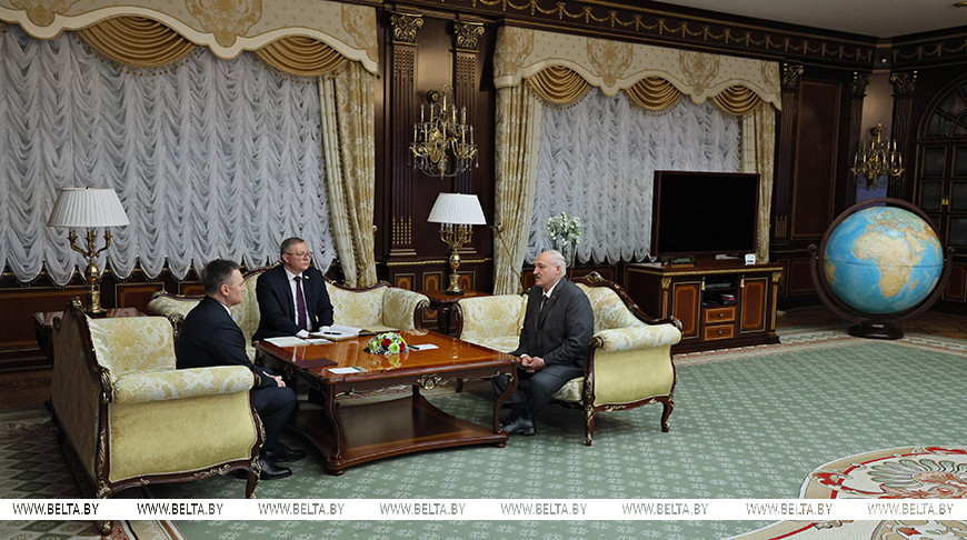 Lukashenko advocates for introducing high technologies into court operations