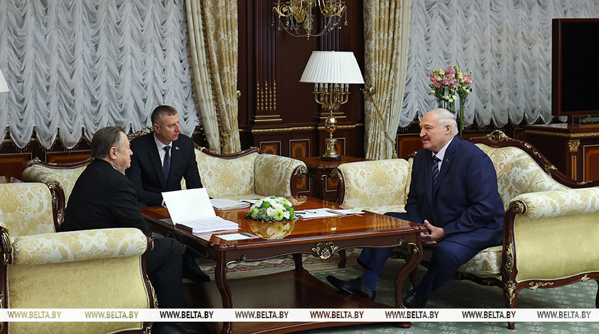 Lukashenko calls to preserve unity of Belarus, Russia