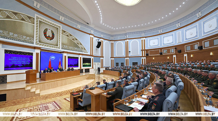 Lukashenko: Military bears the greatest responsibility for the country