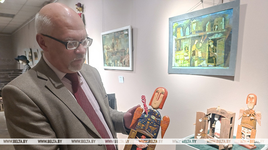 Выстава, прысвечаная 40-годдзю Беларускага тэатра "Лялька", адкрылася ў Віцебску 